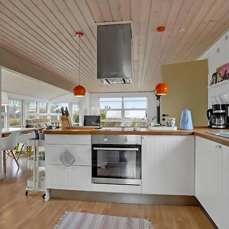 3 Bedroom Awesome In Hébergement de vacances