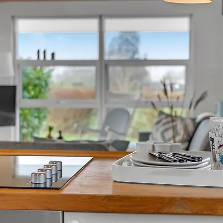 Feriehus 3 Bedroom Awesome In Egernsund