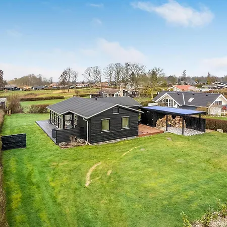 Ferienhaus 3 Bedroom Awesome In Egernsund